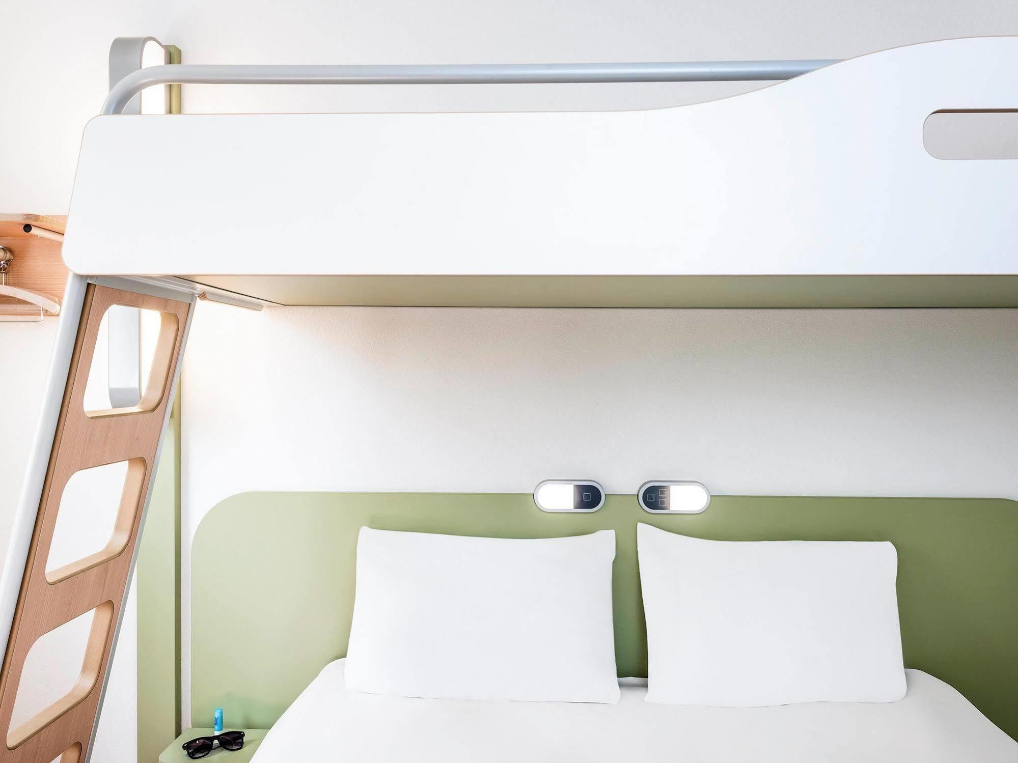 Ibis Budget Chambery Centre Ville Екстер'єр фото