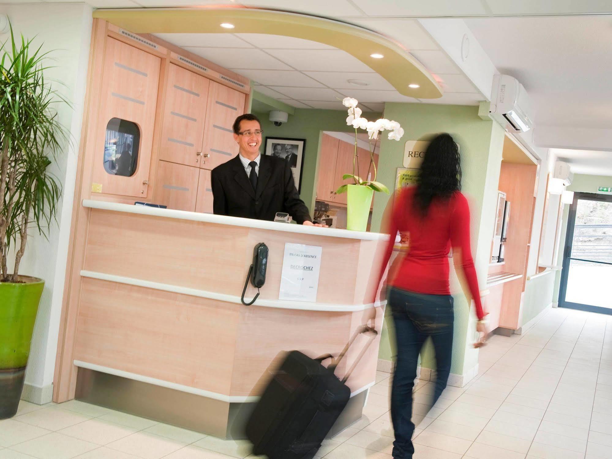 Ibis Budget Chambery Centre Ville Екстер'єр фото