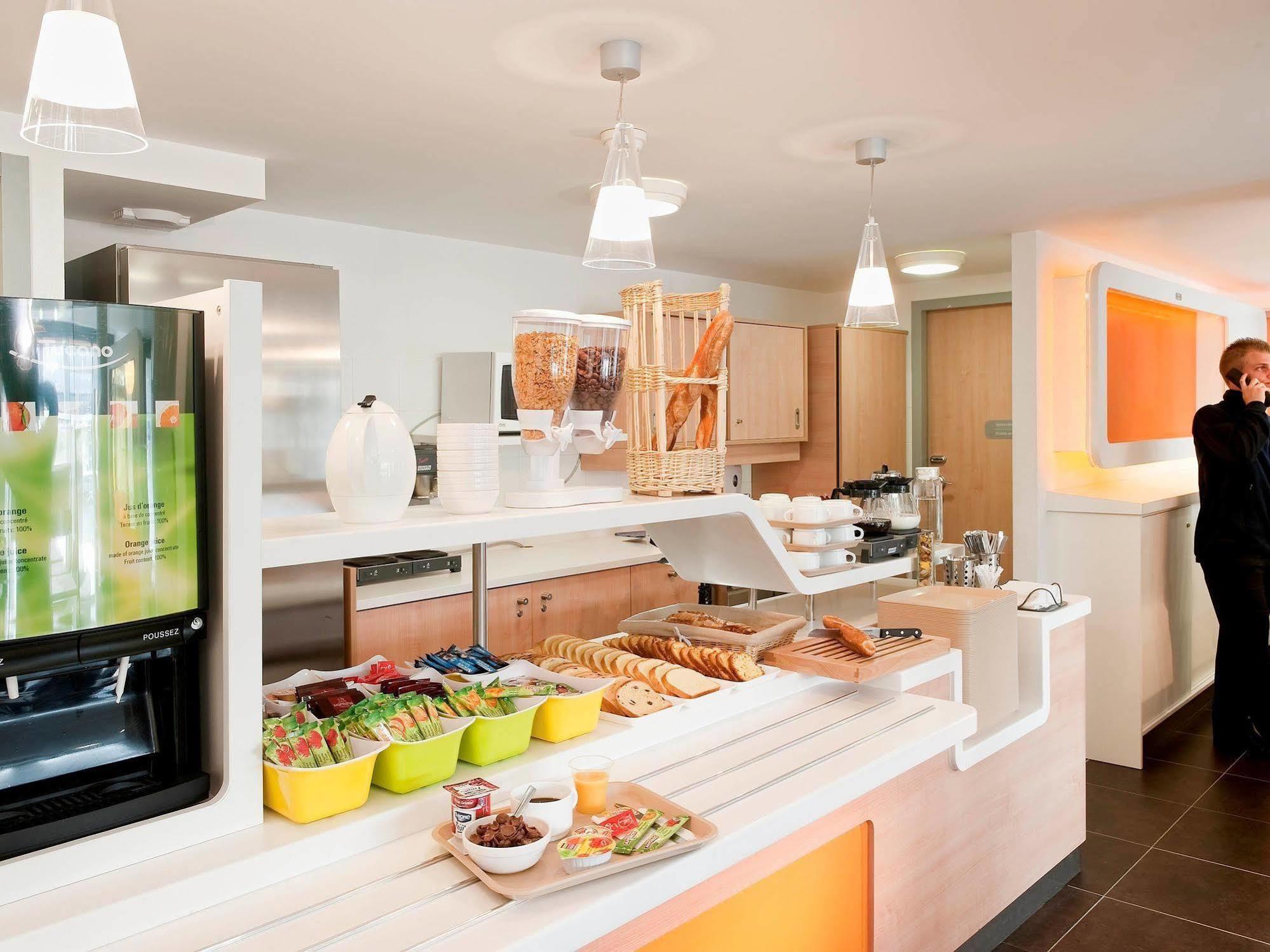 Ibis Budget Chambery Centre Ville Екстер'єр фото