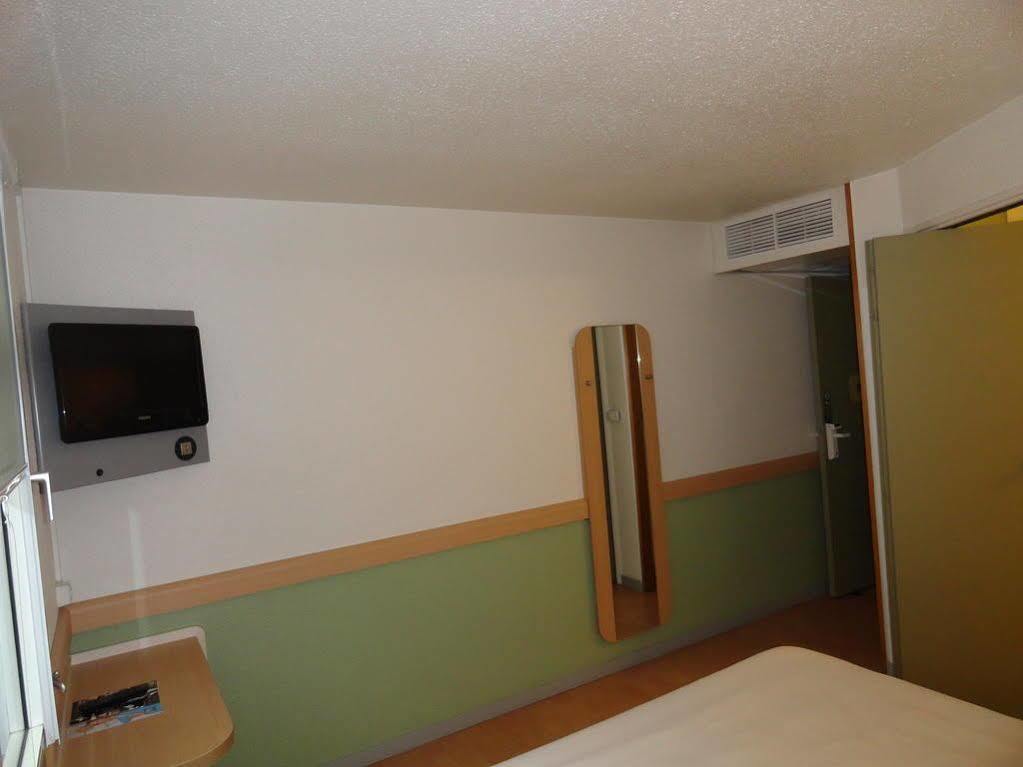 Ibis Budget Chambery Centre Ville Екстер'єр фото